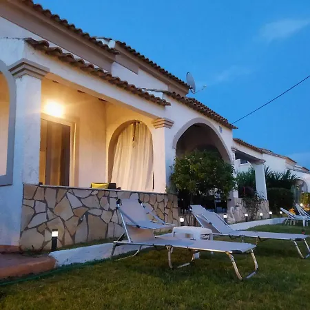 Sungate Villas Almiros Beach Exterior photo